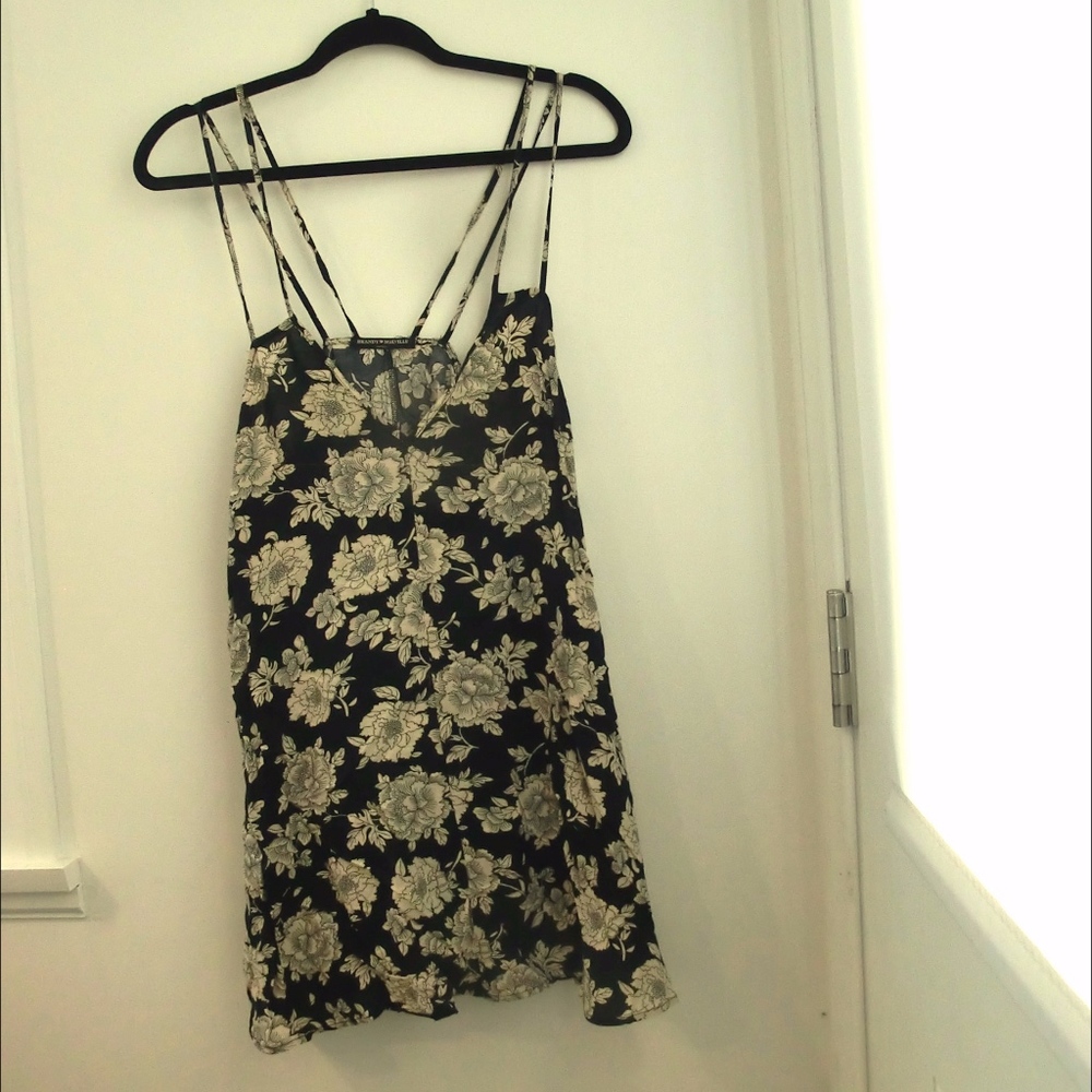 Brandy Melville Dress
